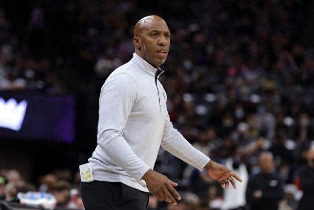 布莱克尼40+11同曦力克四川 北控送宁波11连败