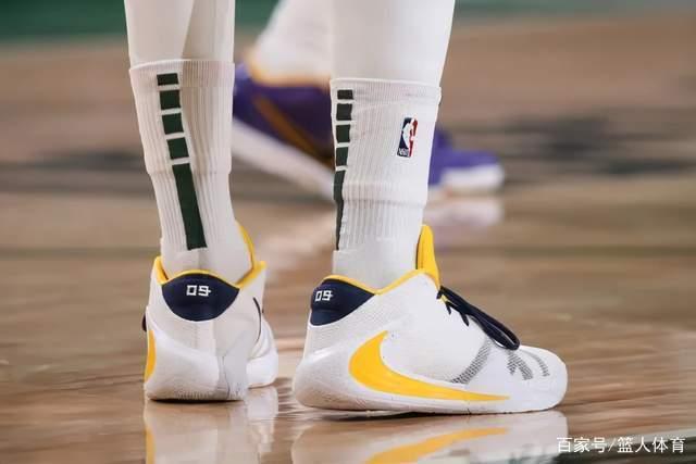杨28+11老鹰险胜凯尔特人 步行者送76人5连败